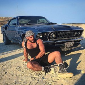 22070005 Mustang love.jpg