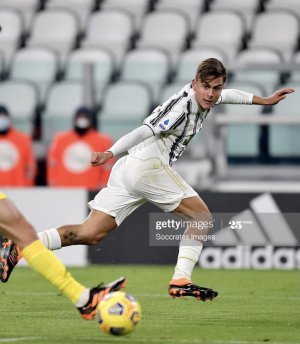 TURIN-ITALY-NOVEMBER-21-Paulo-Dybala-of-Juventus-during-the-Italian-Serie-A-match-between-Juvent.jpg