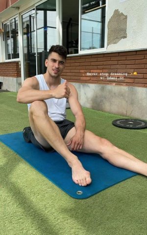 60b51eb2e4e81318652469 (1).jpg