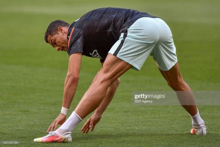 MADRID-SPAIN-JUNE-4-Cristiano-Ronaldo-of-Portugal-during-the-International-Friendly-match-betwee.jpg