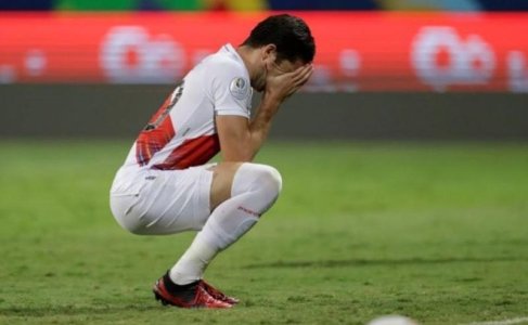 1625284344_Copa-America-Santiago-Ormeno-apologizes-after-missing-the-penalty-against.jpg