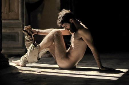 photographed by Jean Baptiste Huong NIK_2117ZW.jpg