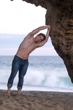 Bond Brown -3754.jpg