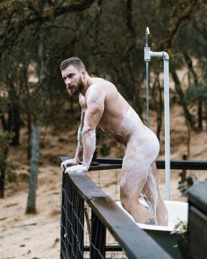 5 AlexanderAbramov-DmitriBocharov-UncoveredWoodsman20987.jpg