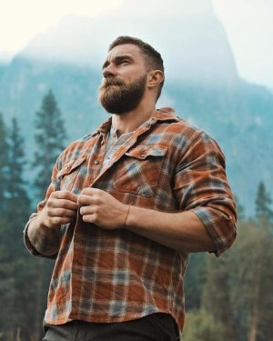 6 AlexanderAbramov-Dmitri Bocharov-Uncovered Woodsman0305.jpg