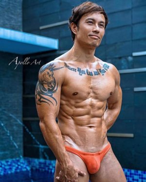 Adam Toh Singapore Fitness Model Asian Muscle 1.jpg