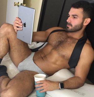 1 C_4xAavW0AAkONO.jpg