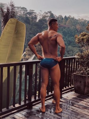 Andy Duong Vietnamese Fitness Model Asian Muscle 3.jpg