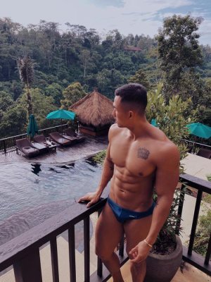 Andy Duong Vietnamese Fitness Model Asian Muscle 4.jpg