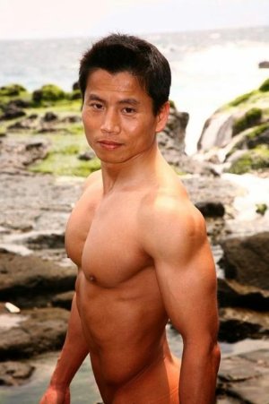 Daniel Zhu Taiwan Bodybuilder Asian Muscle 1.jpg