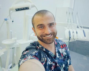 dentist 21224740.jpg