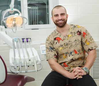 dentist 21227290.jpg