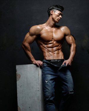 Arnold Park Korean Bodybuilder Asian Muscle 1.jpg