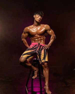 Arnold Park Korean Bodybuilder Asian Muscle 6.jpg