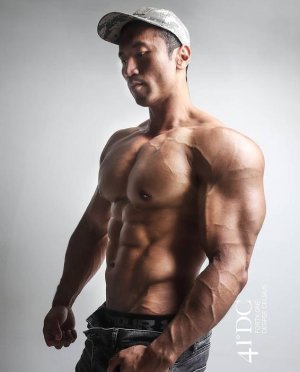 Benjamin Teo Singapore Fitness Model Asian Muscle 7.jpg