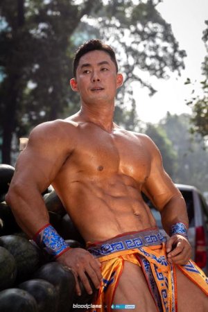 Dae-Won Lee Korean Fitness Model Asian Muscle 1.jpg