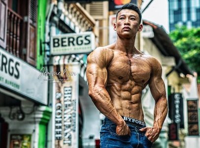 Jerome Ngin Singapore Fitness Model Asian Muscle 4 (1).jpg