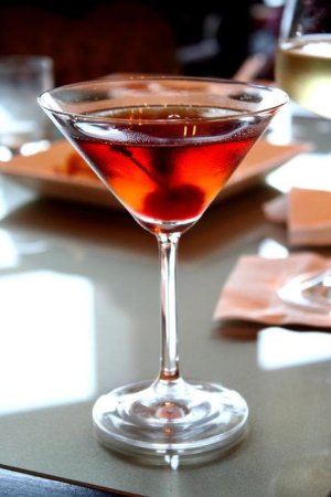 Manhattan cocktail..jpg
