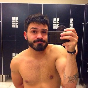 4 11084628 April 2015.jpg