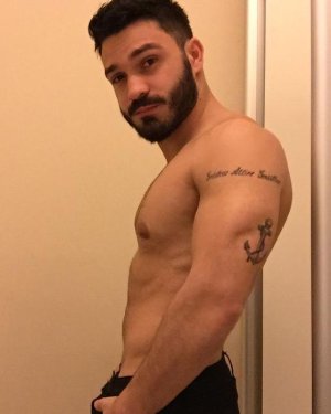 15 12918620 April 2016.jpg