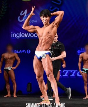 Kazuki Sakai Japanese Fitness Model Asian Muscle 1.jpg