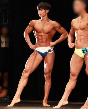 Kazuki Sakai Japanese Fitness Model Asian Muscle 5.jpg