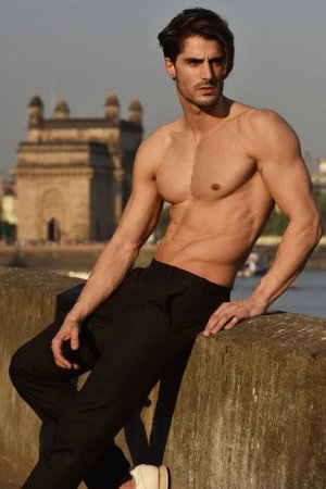 chema-malavia-mumbai-by-mladen-21.jpg
