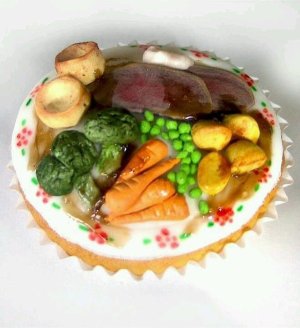 roast dinner cake 8e4a1d91d1668.jpg