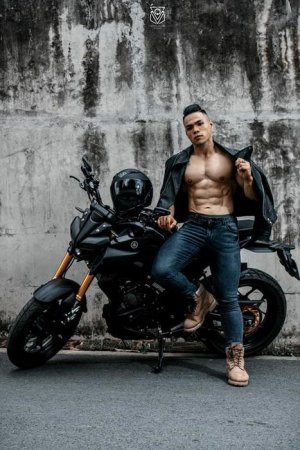 Tran Chau Xuan Hoan Vietnamese Bodybuilder Asian Muscle 2.jpg