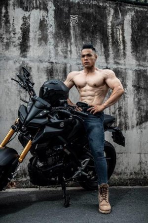 Tran Chau Xuan Hoan Vietnamese Bodybuilder Asian Muscle 3.jpg
