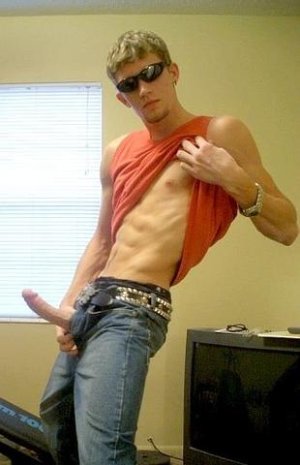 Glasses Unzipped-704875.jpg