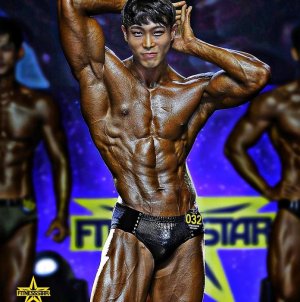 Rae Wan Kang Korean Fitness Model Asian Muscle 1.jpg