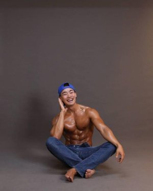 Yoon Hee Eun Korean Fitness Model Asian Muscle 3.jpg