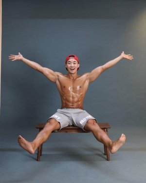 Yoon Hee Eun Korean Fitness Model Asian Muscle 6.jpg