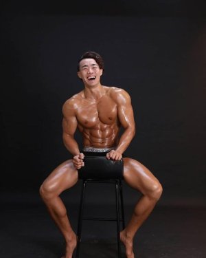 Yoon Hee Eun Korean Fitness Model Asian Muscle 8.jpg