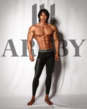 Kim Hyun Korean Fitness Model Asian Muscle 1.jpg