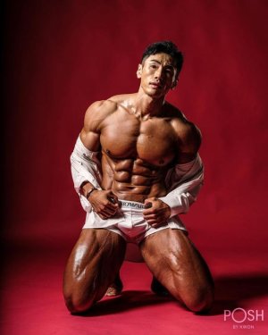 Kyle Yongsik Kim Korean Fitness Model Asian Muscle 5.jpg