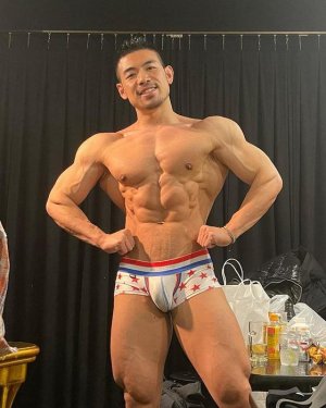 Susumu Japanese Gogo Dancer Asian Muscle 6.jpg