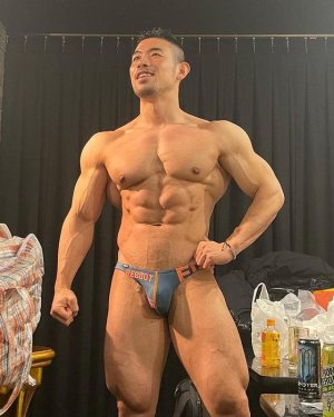 Susumu Japanese Gogo Dancer Asian Muscle 7.jpg