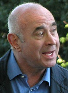 220px-Bob_hoskins_filming_ruby_blue_cropped_(cropped).jpg