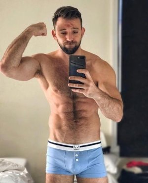 underwear 92042517.jpg