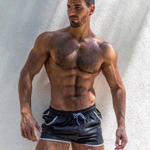 Steve Sanmartin photographed by Alexis Salgues Dp9dzddV4AAKOGy.jpg