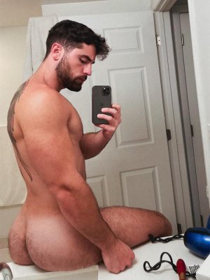 Ruggery Valdivia 011001 001100e.jpg