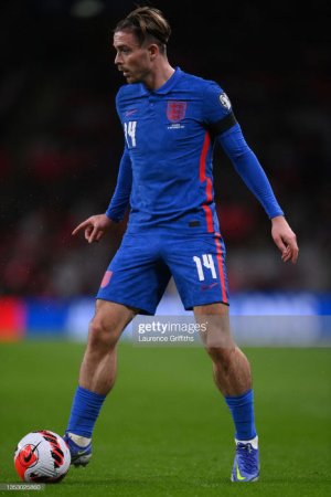 LONDON-ENGLAND-NOVEMBER-12-Jack-Grealish-of-England-runs-with-the-ball-during-the-2022-FIFA-Worl.jpg