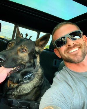 Greg Browne and Max 59444226.jpg