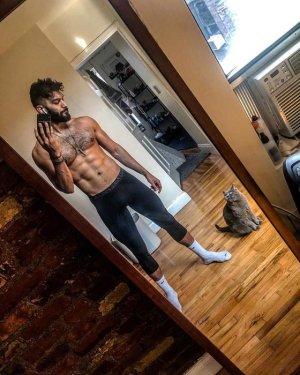 Kamraan Husain (3).jpg