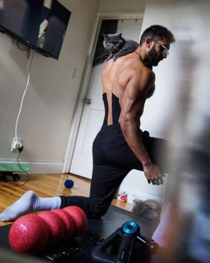 Kamraan Husain (4).jpg