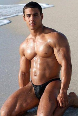 Latino Muscle (4).jpg