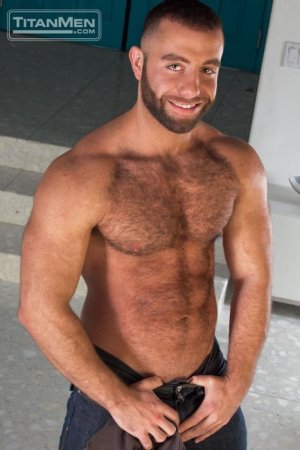 Titan Men-Catch 22 Scene 3-03.jpg