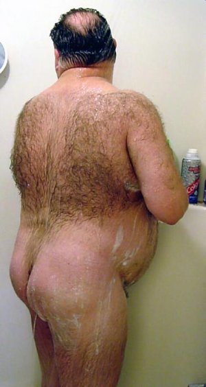 chub-ass-shower.jpg